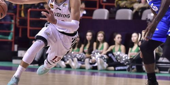 因此国际足 因此国际足